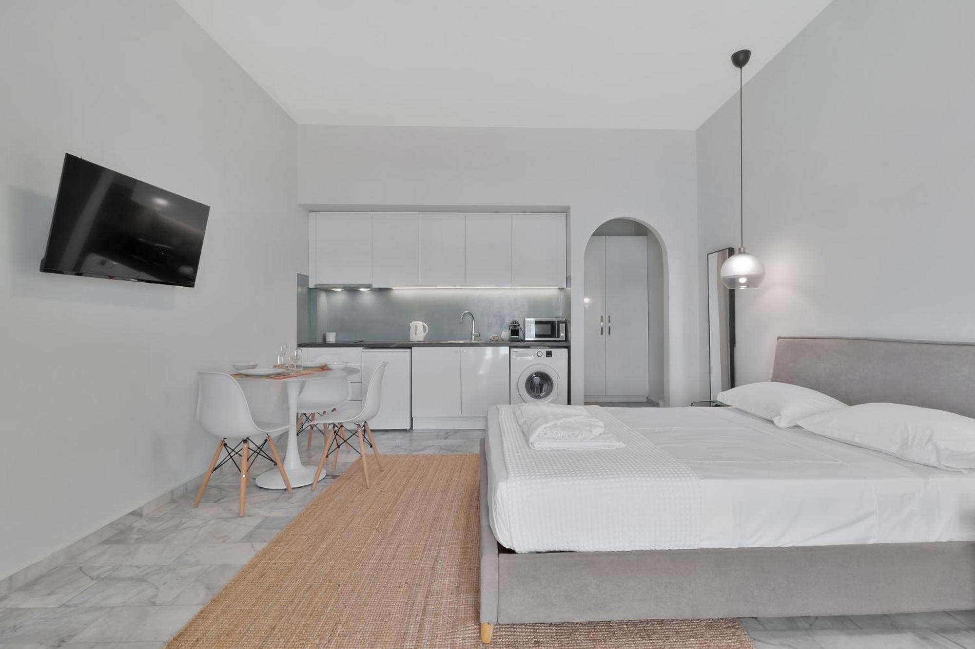 Kavouraki Apartment & Studio Porto Heli Bagian luar foto