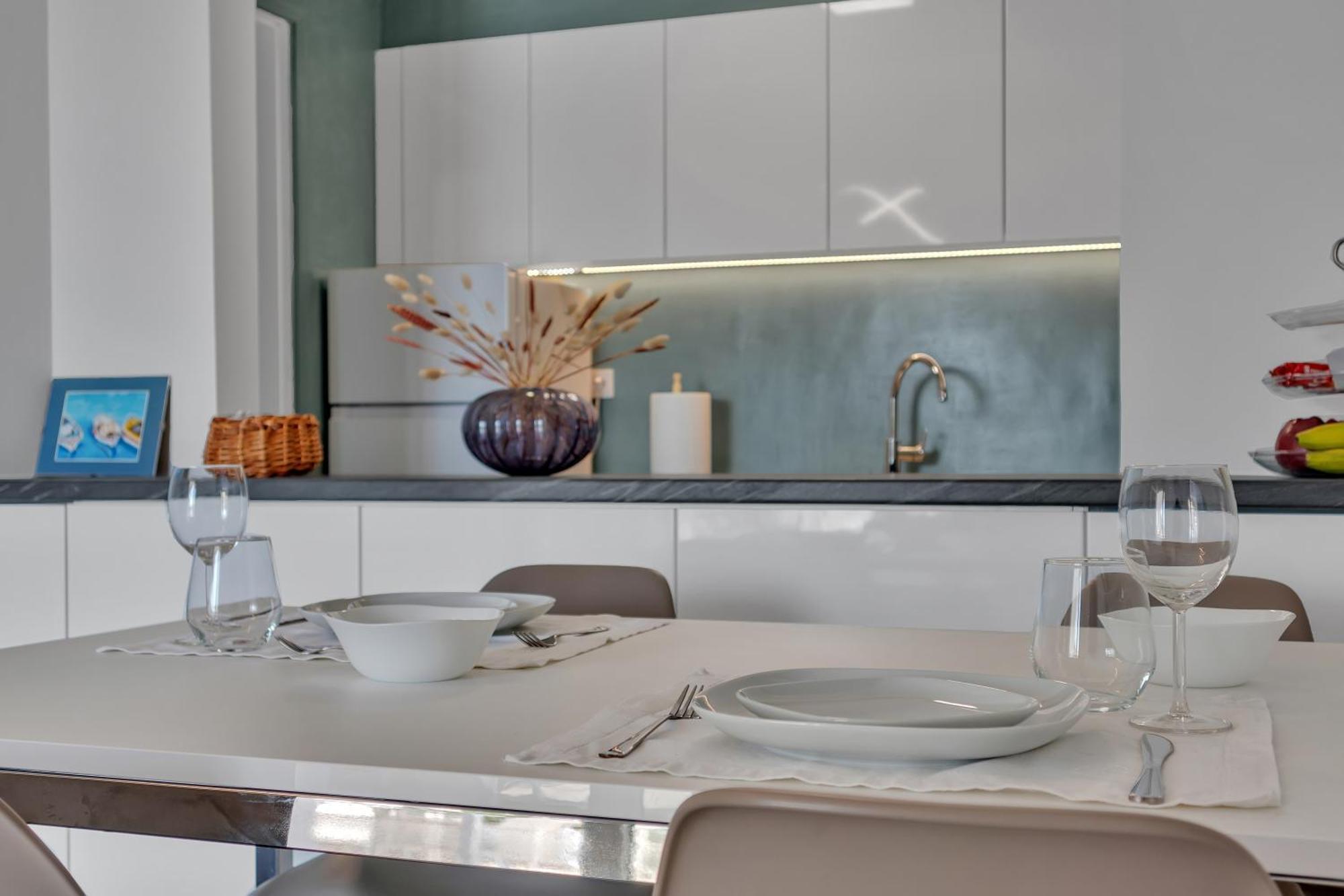Kavouraki Apartment & Studio Porto Heli Bagian luar foto
