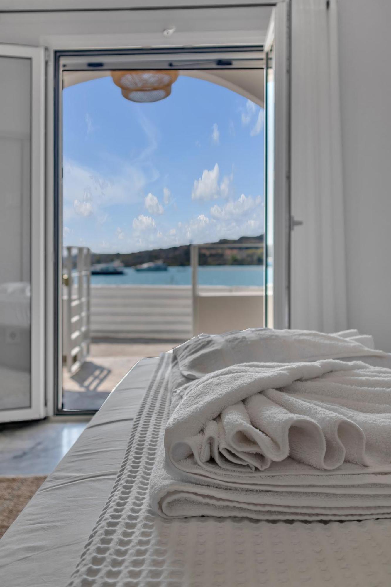Kavouraki Apartment & Studio Porto Heli Bagian luar foto